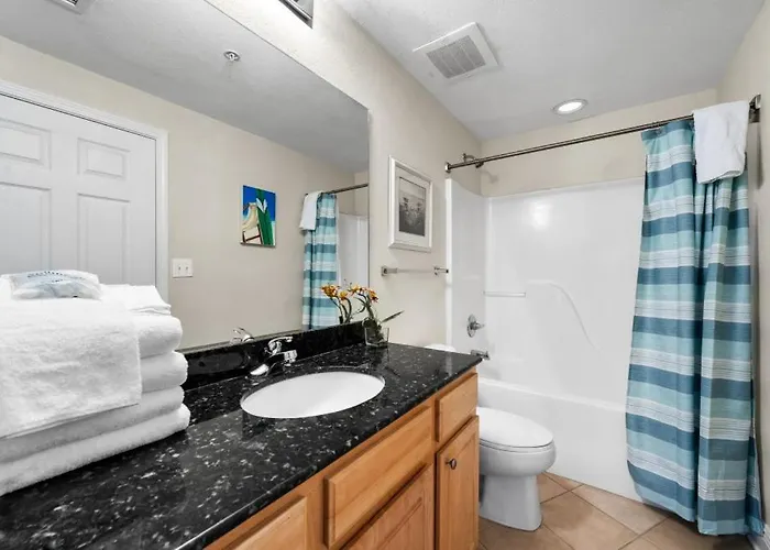 Apartment Crystal Tower 1309 By Youngs Suncoast *